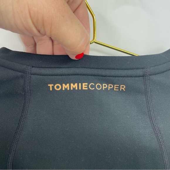 Tommie Copper Mens XL Long Sleeve Compression Shirt with Front Zipper black - Picture 4 of 10